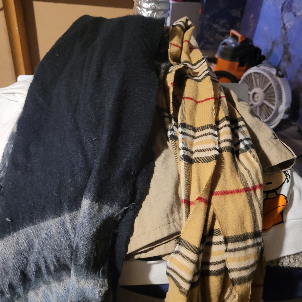 Scarfs